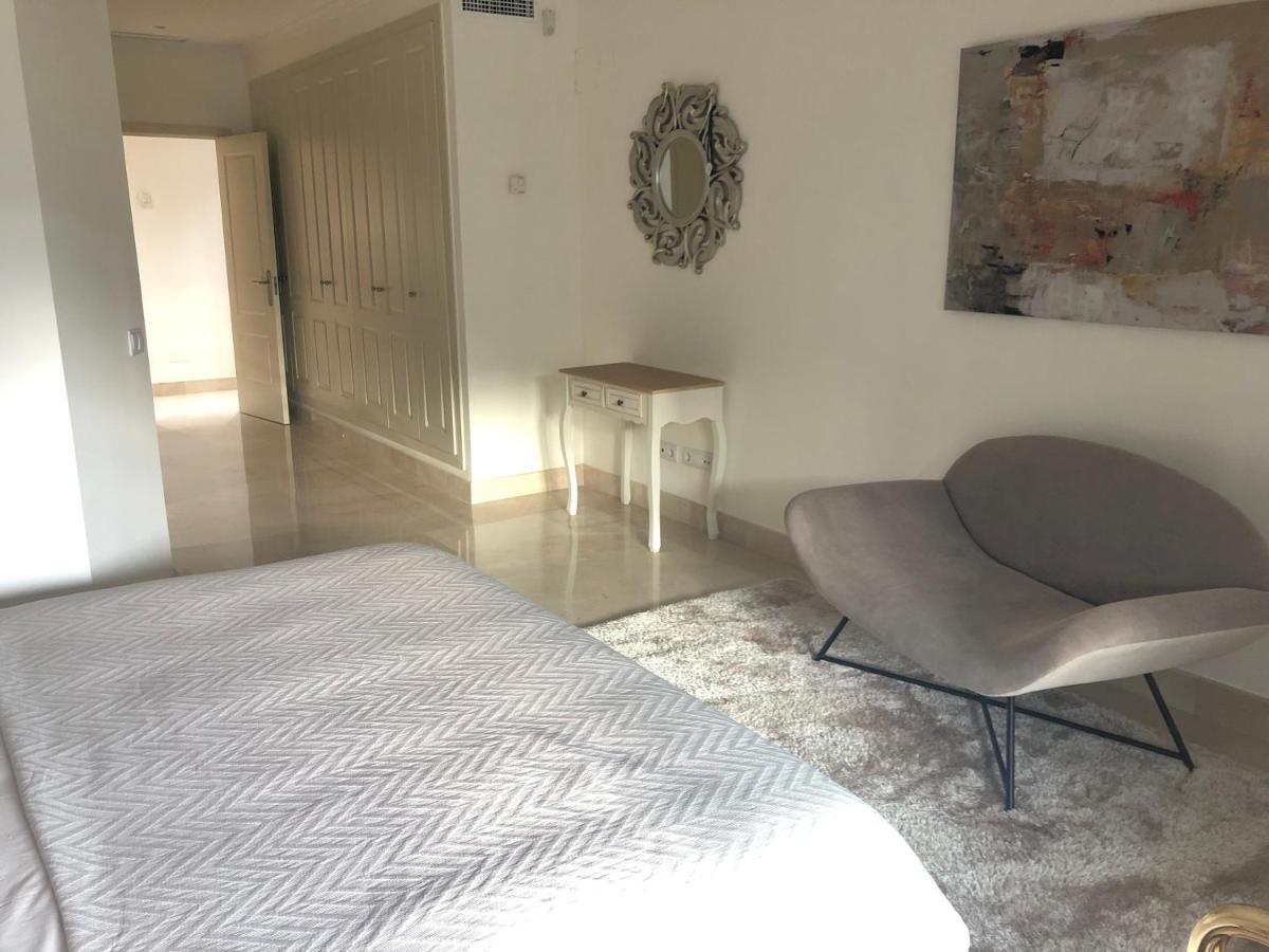 Luxury Apartment At Lomas Del Rey, Puente Romano Марбелья Экстерьер фото