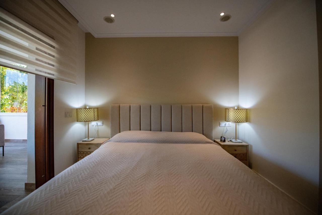 Luxury Apartment At Lomas Del Rey, Puente Romano Марбелья Экстерьер фото